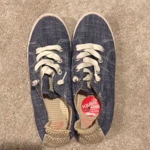 Roxy Slip on Sneakers